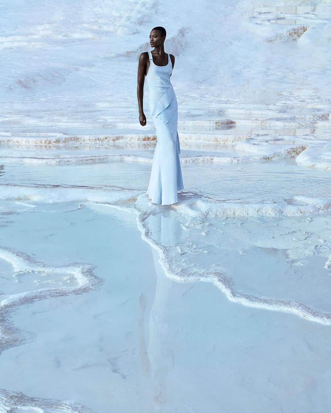 Harper's BAZAARさんのインスタグラム写真 - (Harper's BAZAARInstagram)「Blue is the color of the moment, per @pantone and the season's top runways. Spring’s most ethereal dresses are an ode to this cool hue's role in our wardrobes always, now, and forever—in every shade and tone. Swipe to see the top dresses in sky, robin's egg, azure, cerulean, and more—shot in Turkey’s otherworldly settings.  Photography by: @txemayeste  Fashion Editor: @joannahillman  Model: @mayowanicholas  Hair: @joeygeorge  Makeup: @tyronmachhausen  Production: @savas_hayri @eye.productions」2月25日 8時18分 - harpersbazaarus