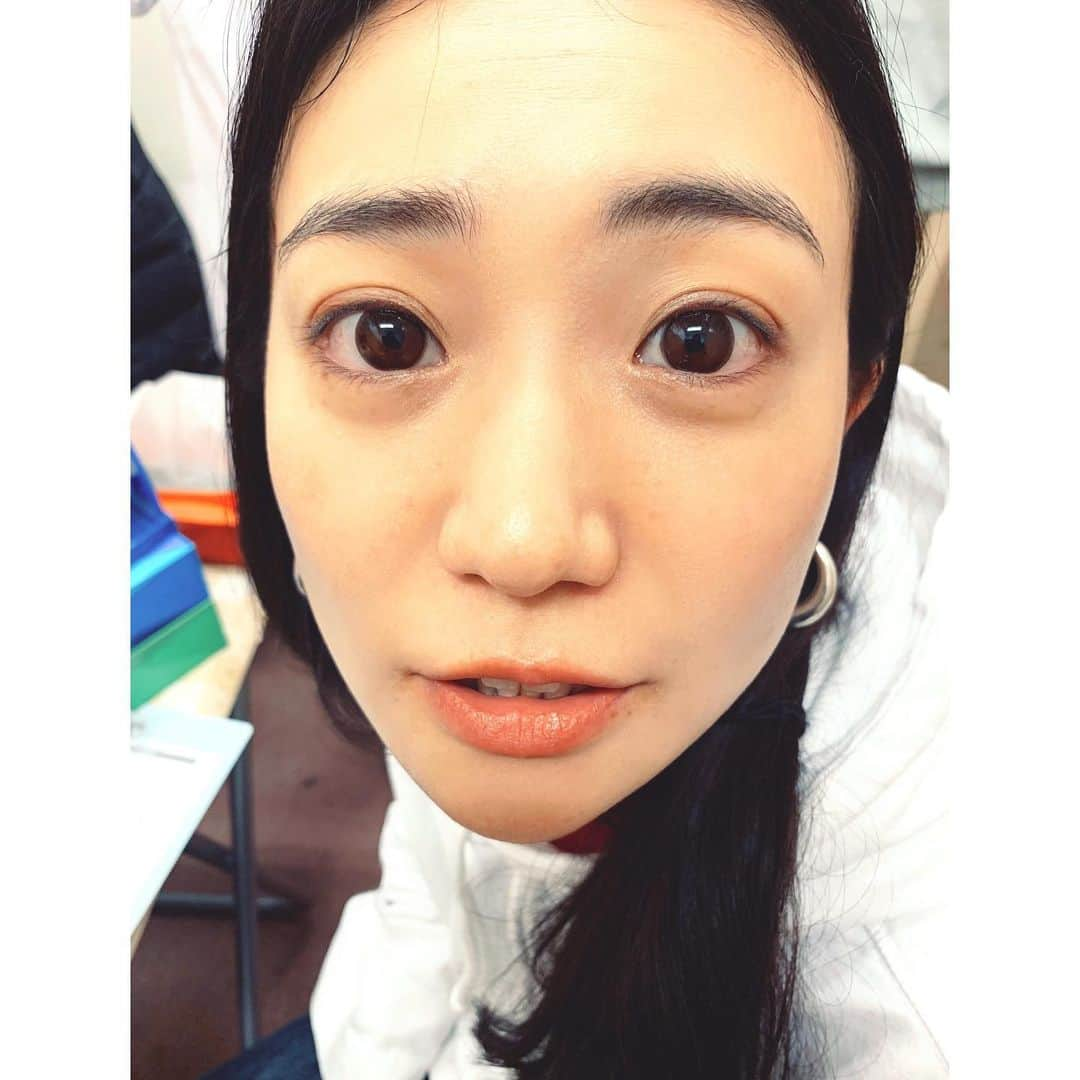 大島優子さんのインスタグラム写真 - (大島優子Instagram)「新しいおしごとのためのカラコン 慣れないコンタクトに四苦八苦  #人生は経験です #視界不良です  #でも花粉症カバーできます」2月24日 23時37分 - yuk00shima