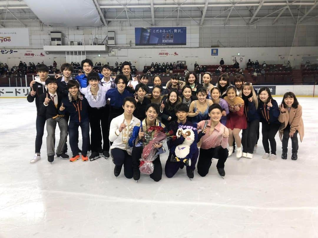 鎌田詩温のインスタグラム：「明治・法政ON ICE2020どうもありがとうございました！！！ #明治大学 #法政大学 #明法 #明法ONICE #MHOI #2020 #や明N1 #figureskating #iceskating」