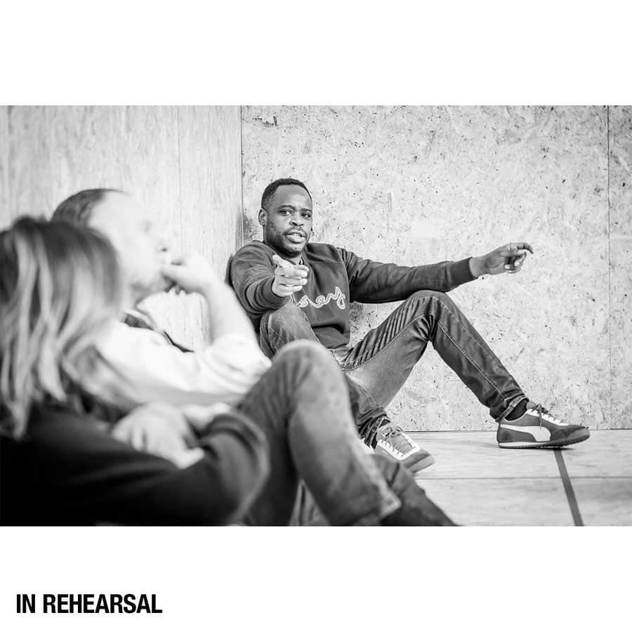 エミリア・クラークさんのインスタグラム写真 - (エミリア・クラークInstagram)「Ah... the black and white thrill of rehearsal photos... here’s a little sneak peak at the moody, joyous, Russian intensity in action... all this coming to @playhousetheatrelondon  thanks to our fearless leader @jamielloydco from March 11th-May 20th.  Buy now if you dare.... 😎🏆🤘 #orifyoufeellikesettlingintoadamnfineplay  #hereiaminfullflowhappiness  #theatrebabyatheartandsoul #❤️ #🤩 📸 by @marcsbrenner 👏」2月25日 0時38分 - emilia_clarke