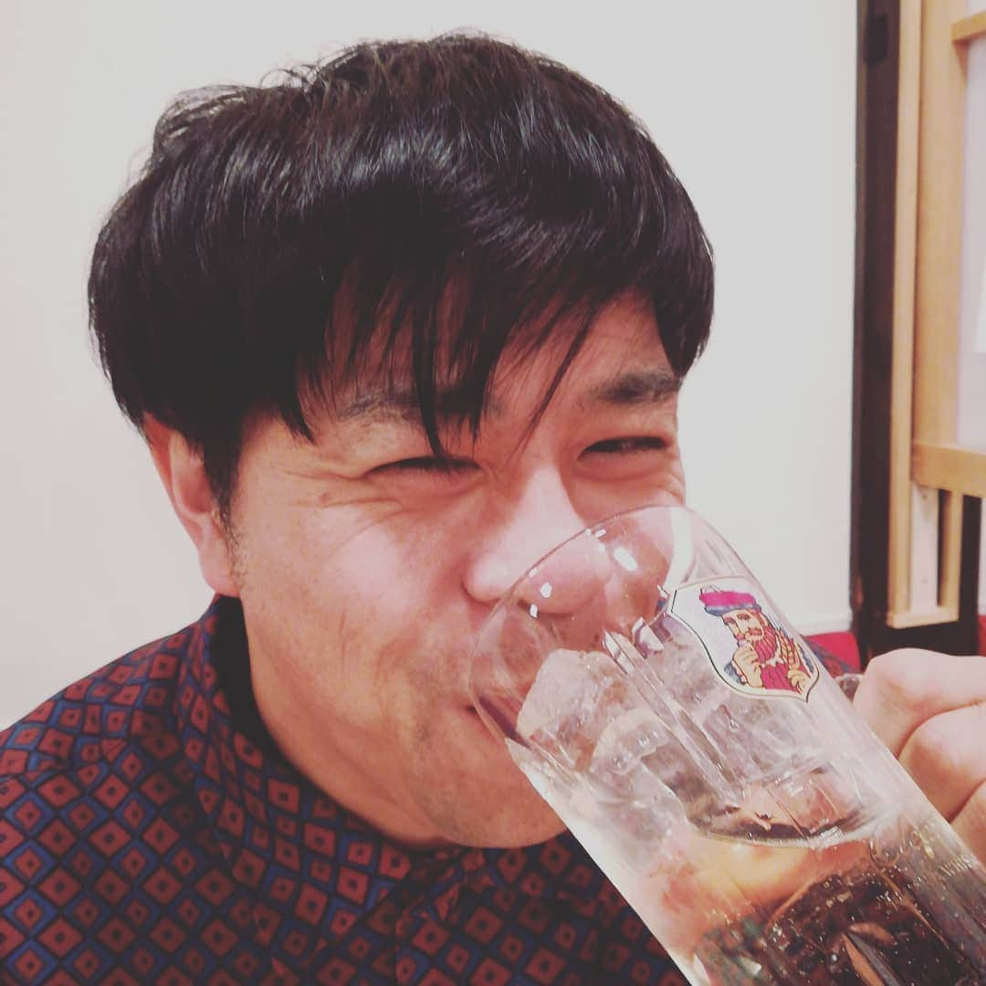 山名文和さんのインスタグラム写真 - (山名文和Instagram)「守谷日和 R-1 爆発してほっしいぃぃなあぁ  #守谷日和 #R-1 #決勝進出 #３月８日 #元同居人」2月25日 0時50分 - fumikazu_yamana