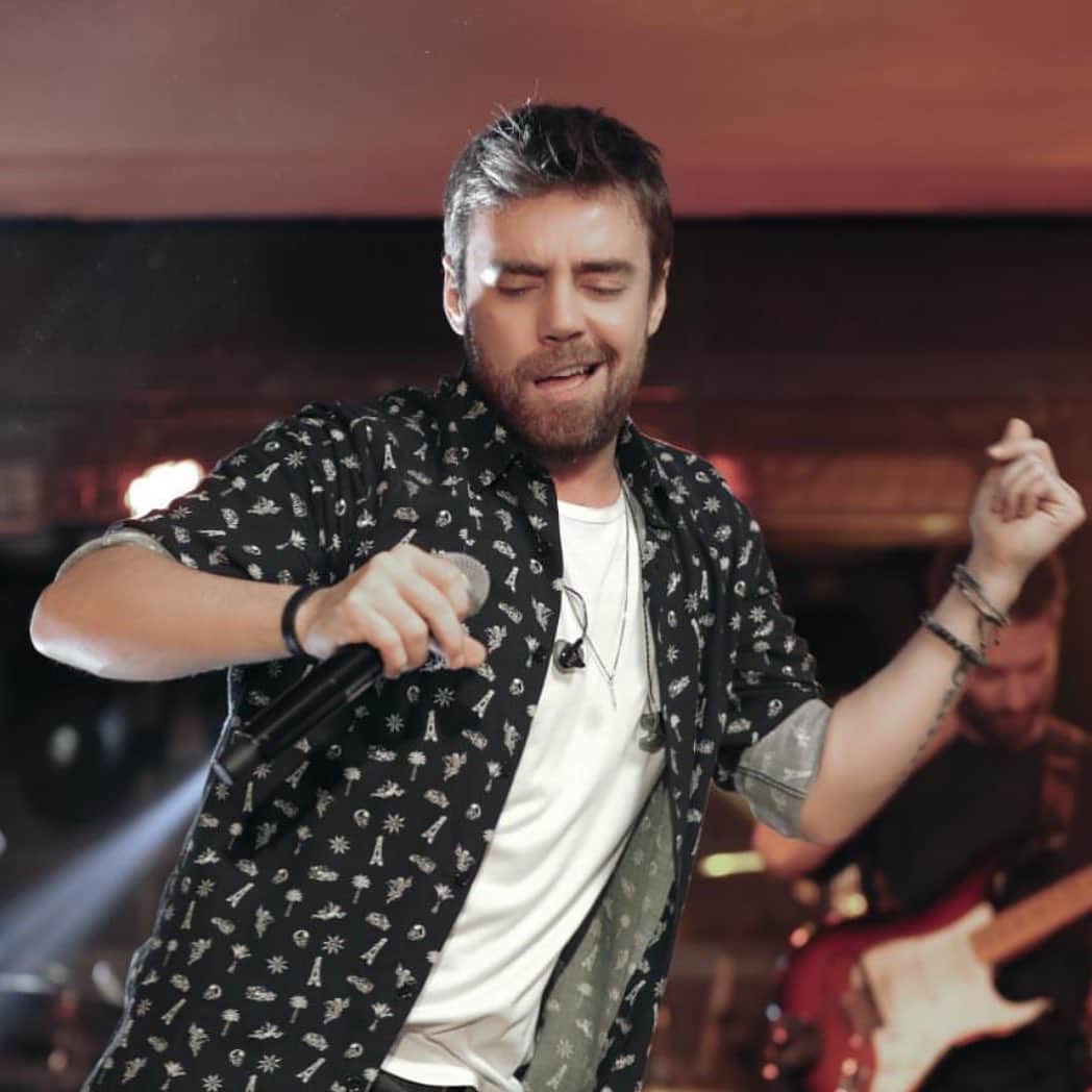 muratdalkilicのインスタグラム：「Nothing i can see but you when you dance dance dance! 🕺🏼」
