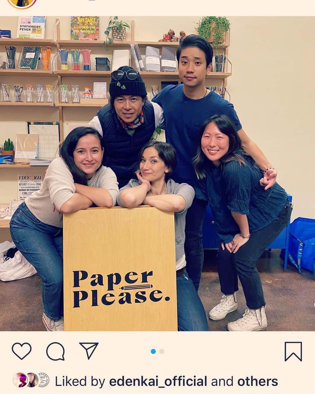 KATさんのインスタグラム写真 - (KATInstagram)「It felt like a tour has ended! Playing all of these secret shows in LA with @edenkai_official and @masakik was truly something else.  All packed out with such warm & friendly audiences. Our last show was hosted by my friend’s new stationary shop @paperpleaseshop in Chinatown. They also now have a coffee stand in there @thankyoucoffeeoc serving up amazing coffee and @haesunglosangeles did a pop up last night serving amazing Korean vegan food! ❤️ Thank you to everybody who helped to make this collaboration happen! Eden you are SO awesome and I hope we get to do a West Coast Tour next time you’re back!! 🙌🏼🙌🏼🙌🏼」2月25日 4時32分 - katmcdowell