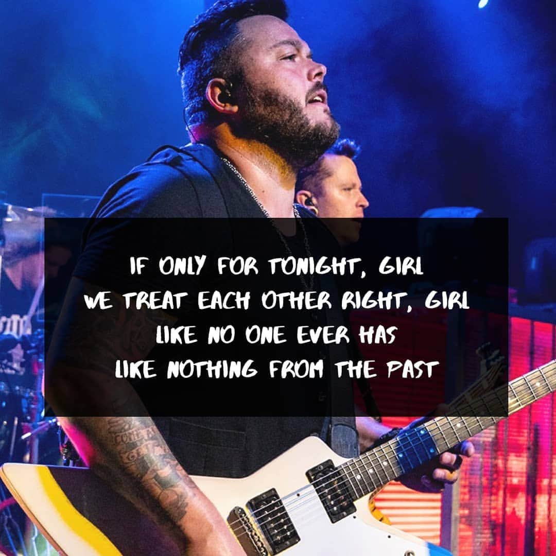 ヒンダーのインスタグラム：「If only for tonight, girl We treat each other right, girl Like no one ever has Like nothing from the past 📸: Front Row Productions」