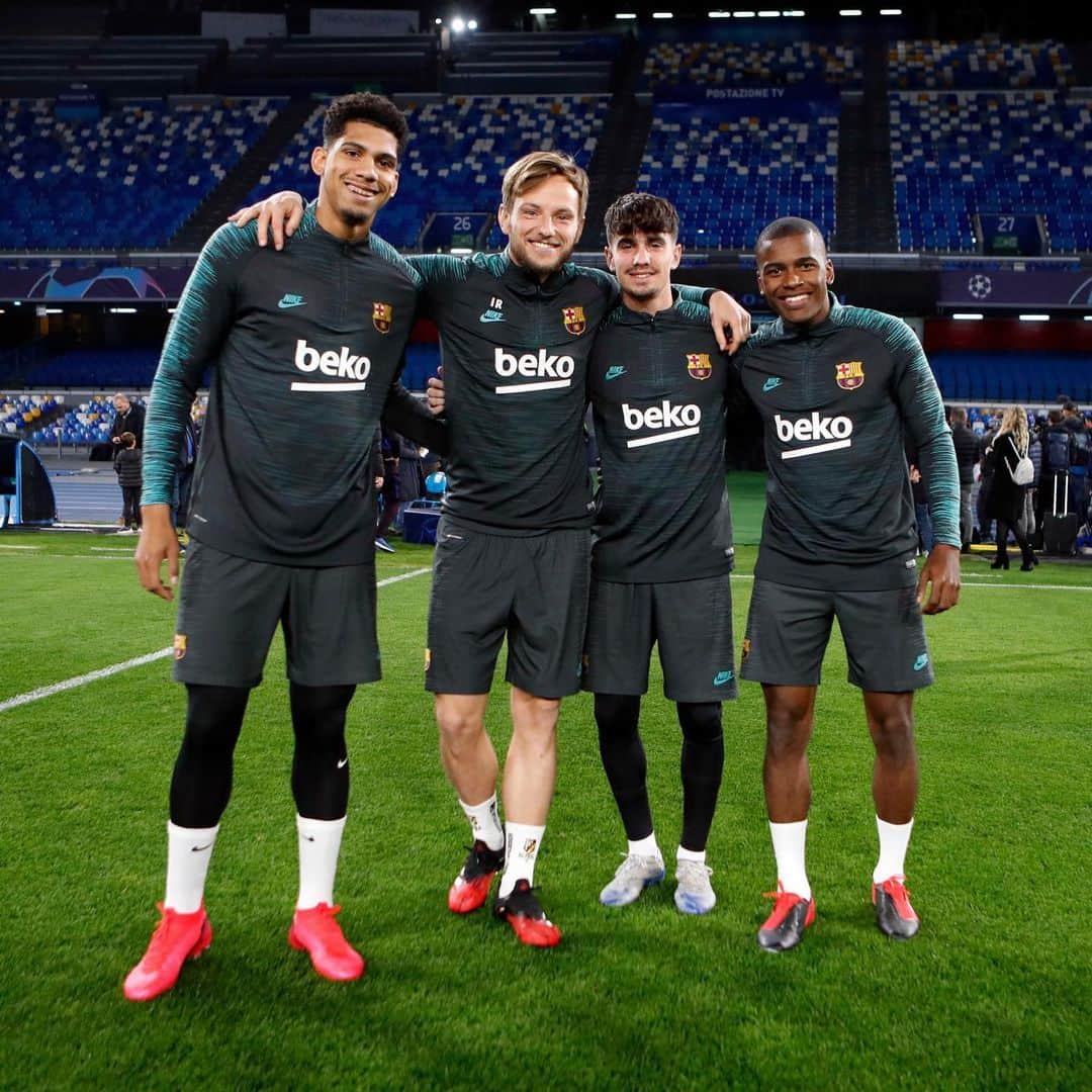 イヴァン・ラキティッチさんのインスタグラム写真 - (イヴァン・ラキティッチInstagram)「😃⚽️💪 @championsleague #vuelvelachampions #dela #jordi #napoles」2月25日 6時40分 - ivanrakitic
