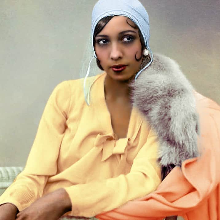 FRENCH GIRLさんのインスタグラム写真 - (FRENCH GIRLInstagram)「We’re starting off the last week of #BlackHistoryMonth celebrating one of our personal heroes and this week’s #MondayMuse: Josephine Baker — iconic entertainer, World War II resistance spy, and Civil Rights activist. . Although she made her name in the 1920’s as an entertainment icon, making headlines in Paris and the US for her beloved — and wonderfully risqué — performances, Josephine Baker was much, much more. An uncompromising and fearless Civil Rights activist, Baker continuously challenged the limitations placed on the Black community and especially on Black women. . Baker refused to perform in front of segregated audiences, pushing for integration in popular venues, demanded that her contracts contain a nondiscrimination clause, and frequently participated in demonstrations. After participating in the 1963 March on Washington, Baker was the only woman to officially speak alongside Dr. Martin Luther King, Jr. . In addition to being a trailblazer for racial equality, Josephine Baker was an international hero. During World War II, she worked as a French Resistance spy, collecting and smuggling information on German troop movements out of enemy territory by means of secret messages encoded in her sheet music (and sometimes even pinned to her underwear). For her valiant efforts, she was awarded two of France’s highest military honors. Upon her death in 1975, she became the first American woman to be buried in France with military honors, and over 20,000 people lined the streets of Paris to say their goodbyes. . In the face of overwhelming racial and gender-based discrimination, Josephine Baker held steadfast to her beliefs, remaining an outspoken activist and leader to the Black community and to the world. We celebrate and remember her indomitable revolutionary spirit this Black History Month. ✨ 💕#FrenchGirlGood  #BHM #womenempowerment #blackhistory #womenshistory #herstory #josephinebaker #mondaymuse #likeafrenchgirl #americanheroes #frenchheroes #history #womeninhistory #blackwomeninhistory #frenchgirlorganics #inspirationalquotes #inspirationalwomen #quotesdaily」2月25日 6時52分 - frenchgirlorganics