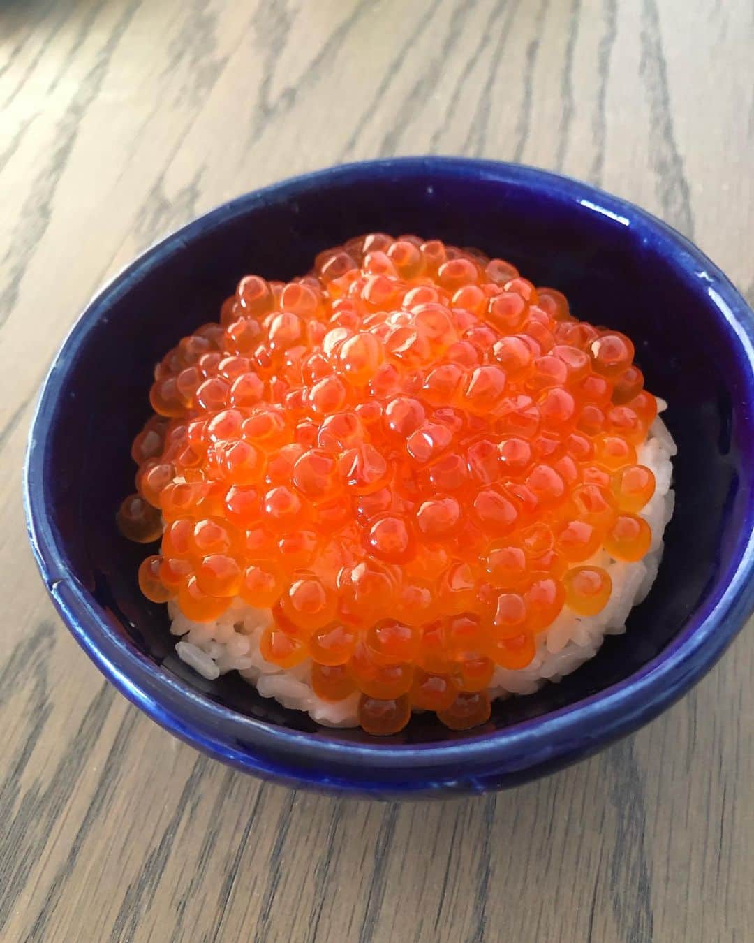 田中雅美さんのインスタグラム写真 - (田中雅美Instagram)「実家（北海道）から送られてきた手作りいくら♡ ・ ・ いくらって各家庭で味付けして、いつも食卓に上がるお漬物みたいなものだと思っていたけど… ・ ・ そうじゃないってことを、東京に住むようになって知ったよ。。 ・ ・ 美味しいいくら、いつもありがとう。 ・ #北海道最高 #いくら #家庭の味 #美味しい」2月1日 15時35分 - tanakamasami_official