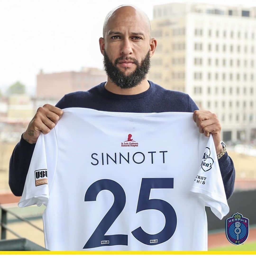 ティム・ハワードのインスタグラム：「It’s on its way across the pond, @jordansinnottshirts25  Sending our thoughts and prayers to Jordan’s family and friends #Sinnott25 @memphis901fc」