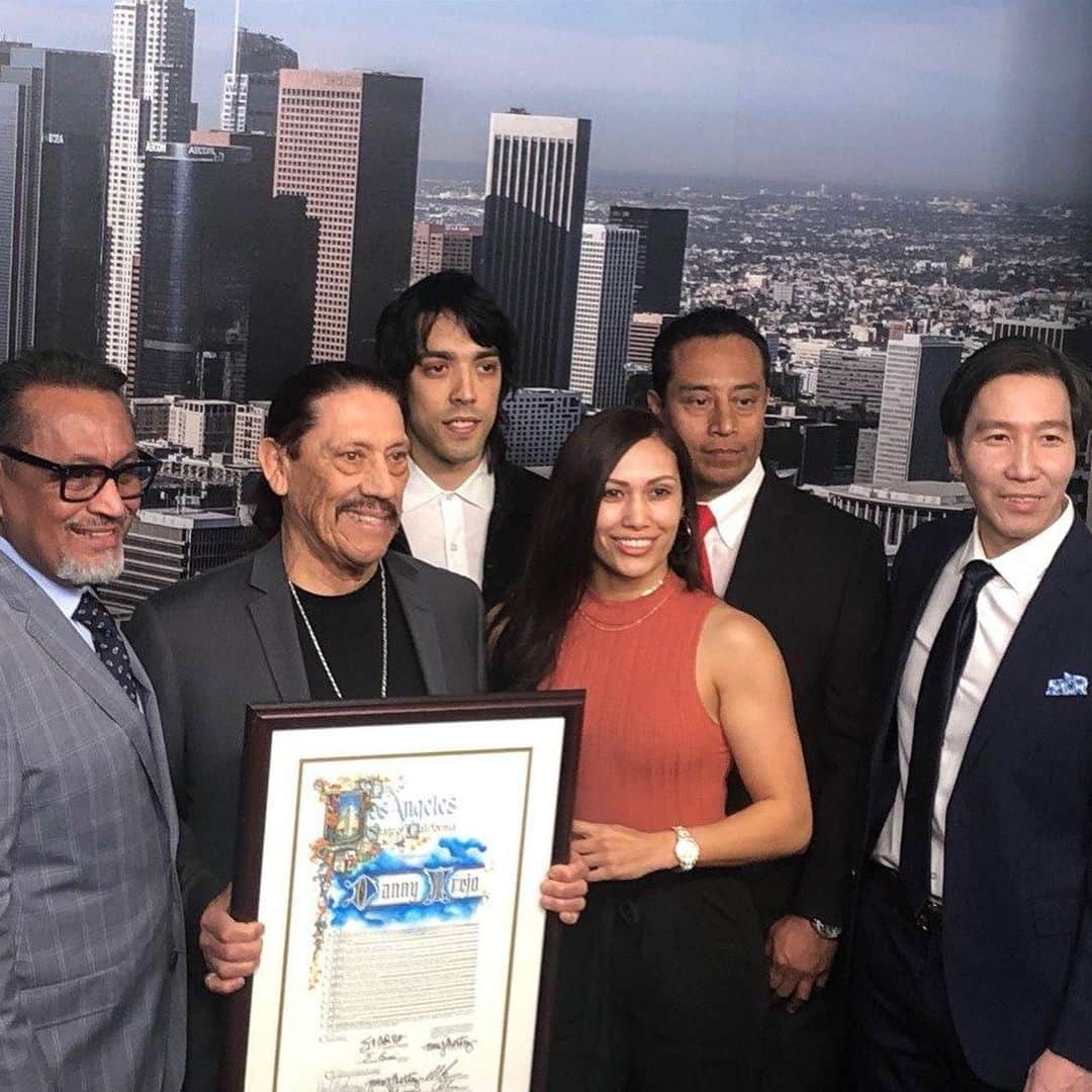 ダニー・トレホさんのインスタグラム写真 - (ダニー・トレホInstagram)「Honored that January 31st is officially #DannyTrejoDay Thank you to the L.A. City Hall Councilmembers, my friends & family, and to all my supporters.」2月1日 8時22分 - officialdannytrejo