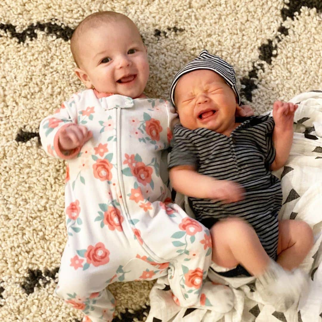 ジェイク・ブリガムのインスタグラム：「We needed more boys in the family. Congratulations @lalaashleybeanfoster and boo @tfoster49 on Jax. Really bummed I missed him by hours before leaving. Can’t wait to teach him baseball next off season. Lol see you in Korea. 3 months apart」