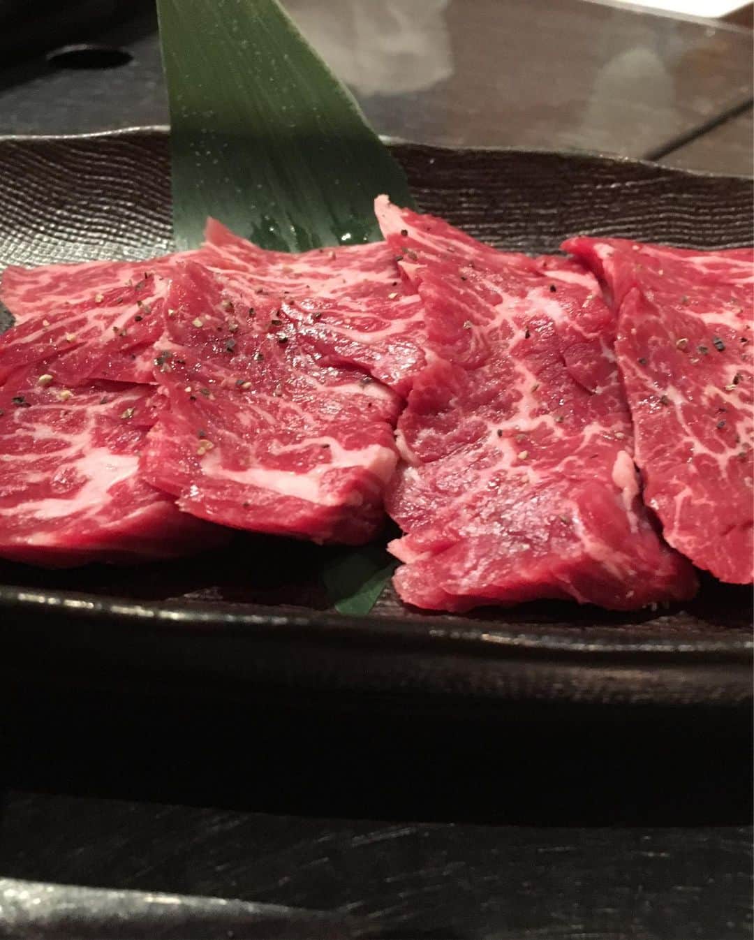 黒山健一さんのインスタグラム写真 - (黒山健一Instagram)「食の旅❗️ 焼き肉を食べました❗️ タンパク質を摂取やね❗️ どれも味わい深く、非常に美味かった❗️ #食の旅 #焼肉 #カルビ超越」2月1日 9時40分 - kenichi_kuroyama