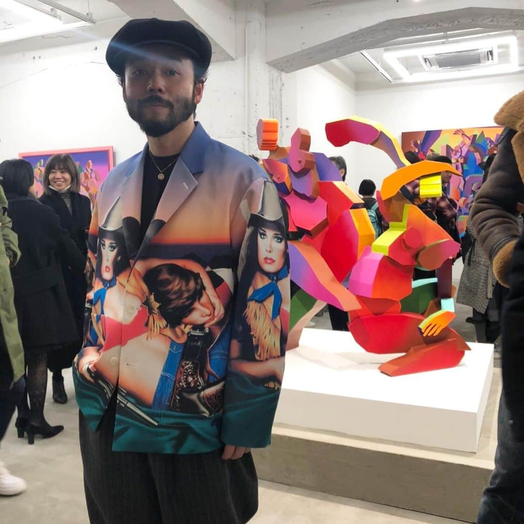 小木 "Poggy" 基史さんのインスタグラム写真 - (小木 "Poggy" 基史Instagram)「@jchapline Hunter Gatherer solo show at @nanzukaunderground 💪」2月1日 11時12分 - poggytheman