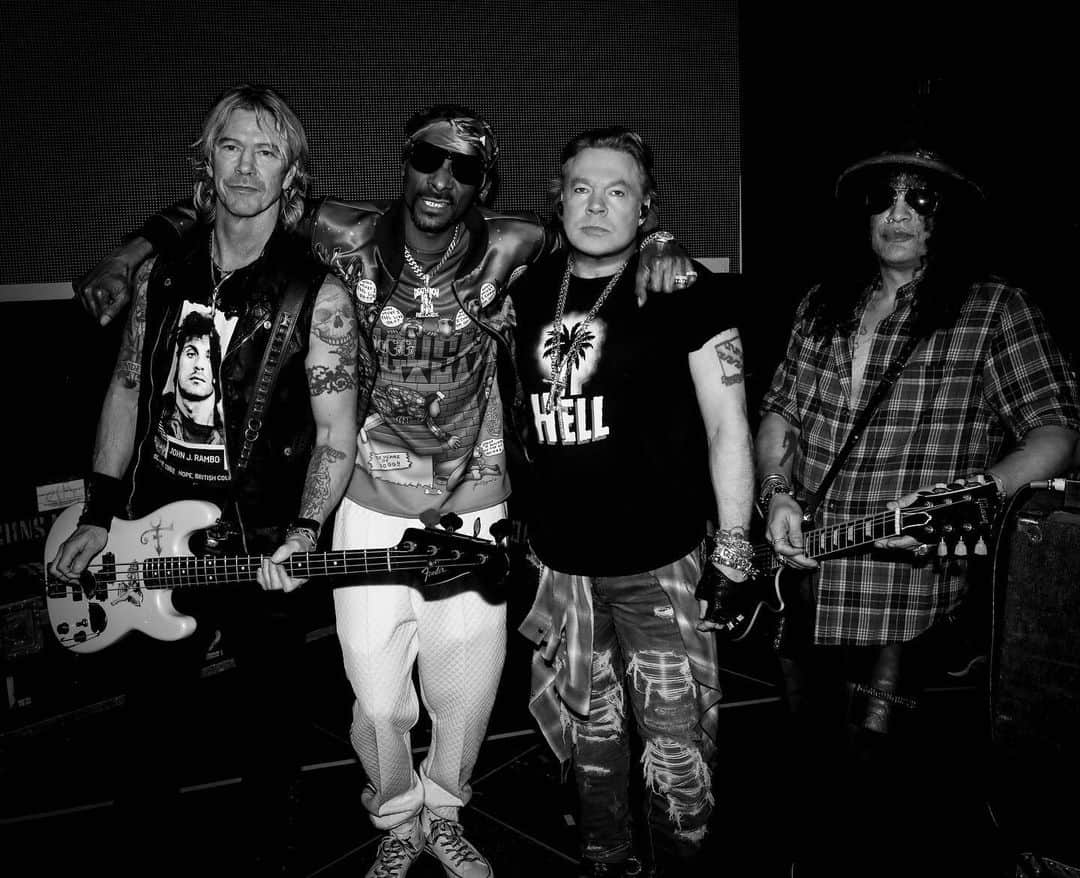 Guns N' Rosesさんのインスタグラム写真 - (Guns N' RosesInstagram)「GNR x Snoop F’n Dogg 🔥」2月1日 13時32分 - gunsnroses