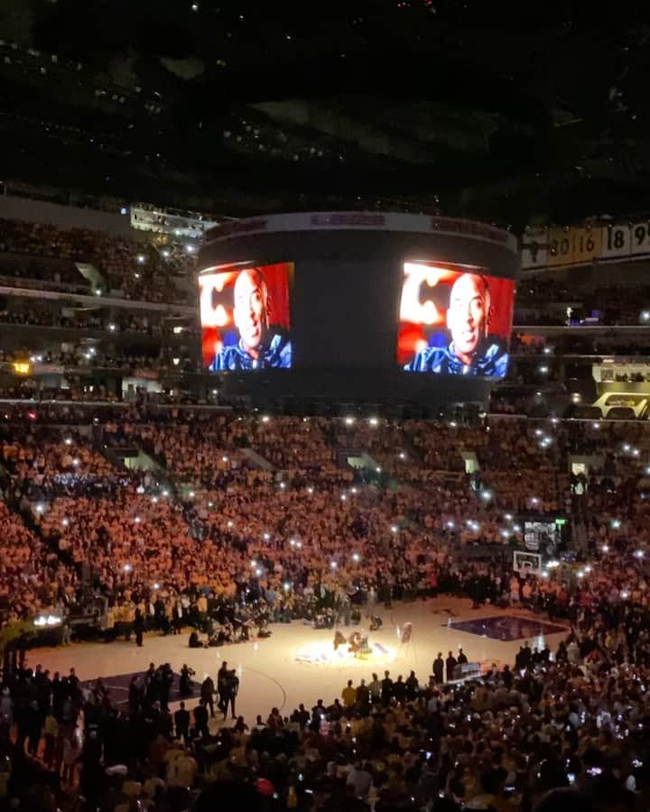 のインスタグラム：「We love you #8 #24」