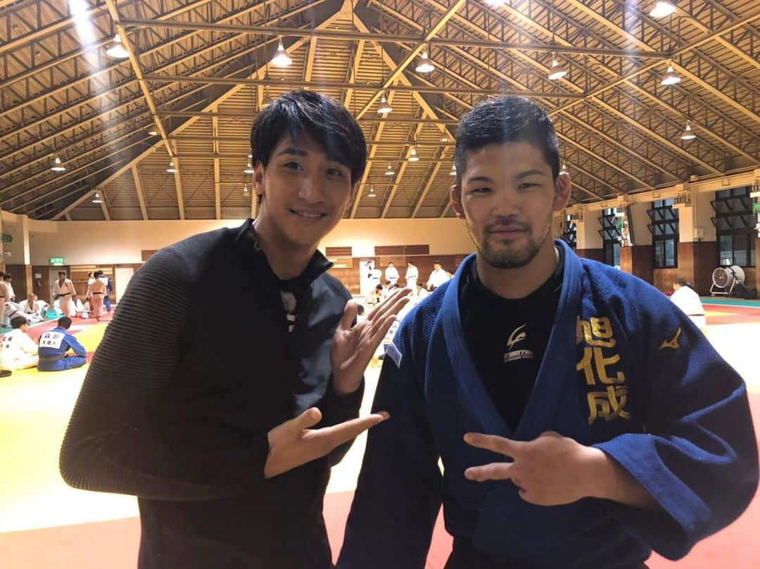 大野将平さんのインスタグラム写真 - (大野将平Instagram)「@yamamoto_hiroyuki.ntv  カラダウィーク！ ちなみに指を怪我した日。 #山本紘之#アナウンサー#日テレ#newszero」2月2日 0時20分 - ono0203