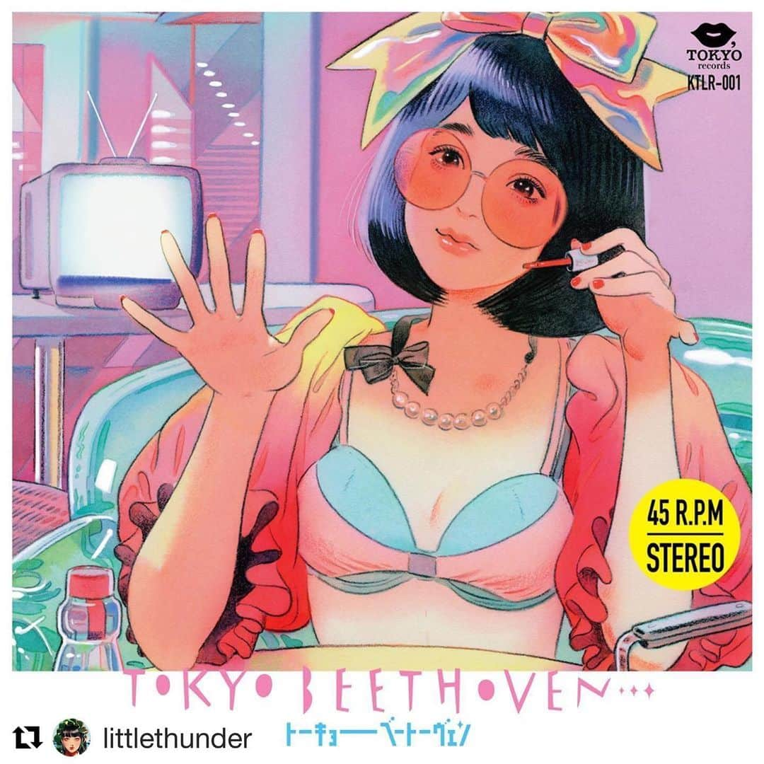 田中知之さんのインスタグラム写真 - (田中知之Instagram)「#Repost @littlethunder with @get_repost ・・・ It’s such an honor to create the cover of the debut 7” record “of “TOKYO BEETHOVEN”. (Kiss, Tokyo Records) ⠀⠀⠀ TOKYO BEETHOVEN is a music unit of 千原徹也 @thechihara and FPM 田中知之 @tomoyukitanaka . ⠀⠀⠀ This time, they collaborated with Momo @charanpo_momo of Charan-Po-Rantan. And this is a tie-up song with une nana cool “tokitome Braトキメキカラフル".⠀⠀⠀ . .⠀⠀⠀ . アートディレクター千原徹也とFPM⽥中知之による⾳楽ユニット 『トーキョーベートーヴェン』デビュー！ 第⼀弾はもも（チャラン・ポ・ランタン）とのコラボレーション！ 『カラフルトーキョー』 feat. もも（チャラン・ポ・ランタン） ⾳楽ユニット：トーキョーベートーヴェン [作品詳細] 発売⽇：2020年3⽉4⽇ アーティスト名：トーキョーベートーヴェン タイトル：カラフルトーキョー feat. もも/ 宇宙は⼤ヘンだ！feat. もも 価格：1,500yen+税 品番：KTLR-001 レーベル：KISS,TOKYO RECORDS 仕様：7inchアナログ 収録内容：A⾯カラフルトーキョー / B⾯宇宙は⼤ヘンだ！ ※同⽇よりAppleMusic,Spotify等 サブスクリプションメディアにて配信スタート 「カラフルトーキョー」 2⽉26⽇発売une nana cool “tokitome Braトキメキカラフル” テーマソング https://www.une-nana-cool.com/  KISS,TOKYO RECORDS OFFICIAL WEB SITE http://kiss.tokyo/records  KISS,TOKYO http://kiss.tokyo/」2月2日 1時19分 - tomoyukitanaka