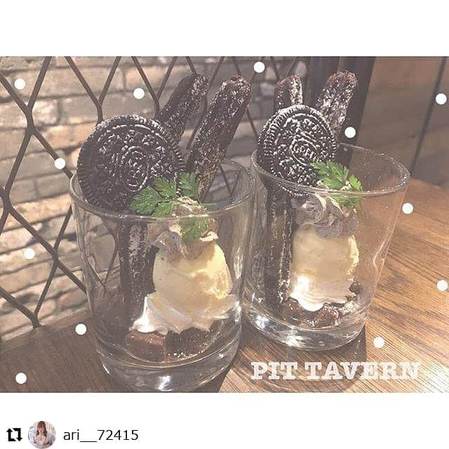 PIT TAVERN 栄店（公式）さんのインスタグラム写真 - (PIT TAVERN 栄店（公式）Instagram)「こんにちは！PITTAVERNのたまきです🌟 . ━･･━･･━･･━･･━･･━･･━ 今回は @ari__72415 様の投稿をリポストさせていただきます♪  当店ではあま〜いデザートもご用意しております！ こちらは“オレオチュロスのパフェ”です🥰 若い女性の方に大人気のデザートです！ ぜひご賞味ください💓 本日も寒いですが元気に営業中です😂 ご来店お待ちしております♪ . #名古屋インスタ交流会  #名古屋 #名古屋グルメ #栄 #栄グルメ #栄ランチ #栄ディナー #名駅 #名駅カフェ #名駅ランチ #名駅グルメ #名駅ディナー #大須 #大須グルメ #大須ランチ #BBQ #アメリカンBBQ  #nagoya #sakae #女子会 #ナゴレコ #名駅居酒屋 #栄居酒屋 #名駅バル #栄バル #肉ボナーラ #名古屋めし #愛知グルメ #nagoyastyle #りょうくんグルメ」2月1日 16時59分 - pittavern_1129