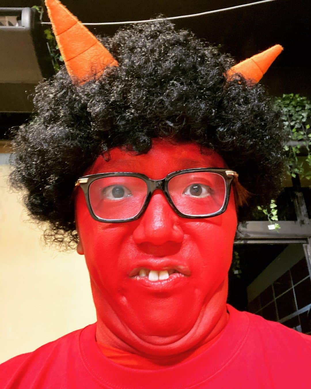 HIKAKINのインスタグラム：「ヒカキン赤鬼はいいやつなんで、家に入れて下さい👹✨福は内、鬼も内👹  #節分 #鬼」