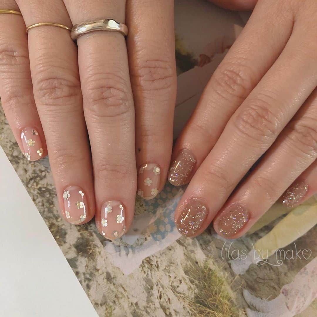 PATRA magazineさんのインスタグラム写真 - (PATRA magazineInstagram)「2/1♡スワイプしてね👉「2020初ネイルカタログ💅👘」⠀ .⠀ 成人式やお正月と、2020になってからすぐたくさんイベントがあった人も。⠀ ⠀ おしゃれなあの子たちの、2020初ネイルは？⠀ ⠀ これからきそうなのはどんなネイル？💅⠀ みんなもPATRAをタグ付けして、おすすめのネイルデザインを教えてね❤︎⠀ .⠀ Thank you 🌹⠀ @nn1011c / @n._salon⠀ @akr36 / @mkxxxbaby⠀ @megu.03_03 / @mgmilk___⠀ @kitty_nome⠀ .⠀ 今女の子の中で流行っているコトやITEMがあればPATRAをタグ付けして教えてね❤︎⠀ 皆さんのすてきな投稿をぜひ紹介させてください！⠀ .⠀ .⠀ #PATRA #お洒落さんと繋がりたい #おしゃれさんと繋がりたい #ネイル #2020初ネイル #初ネイル  #ジェルネイル #セルフネイル #ニューネイル #ネイルデザイン #ワントーンネイル #ニュアンスネイル #ガーリーネイル #ラメネイル #クリアネイル⠀」2月1日 18時30分 - patra__jp