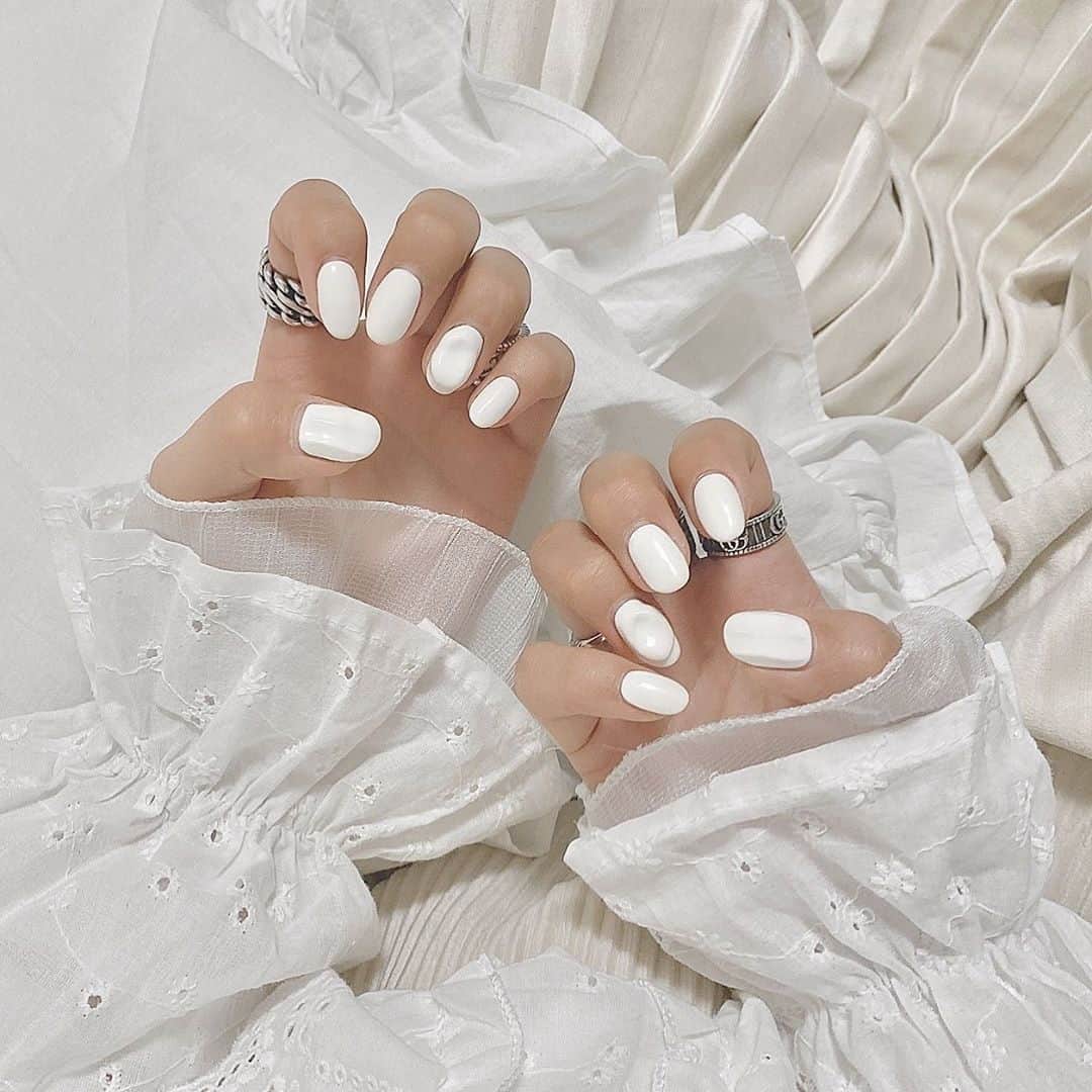 PATRA magazineさんのインスタグラム写真 - (PATRA magazineInstagram)「2/1♡スワイプしてね👉「2020初ネイルカタログ💅👘」⠀ .⠀ 成人式やお正月と、2020になってからすぐたくさんイベントがあった人も。⠀ ⠀ おしゃれなあの子たちの、2020初ネイルは？⠀ ⠀ これからきそうなのはどんなネイル？💅⠀ みんなもPATRAをタグ付けして、おすすめのネイルデザインを教えてね❤︎⠀ .⠀ Thank you 🌹⠀ @nn1011c / @n._salon⠀ @akr36 / @mkxxxbaby⠀ @megu.03_03 / @mgmilk___⠀ @kitty_nome⠀ .⠀ 今女の子の中で流行っているコトやITEMがあればPATRAをタグ付けして教えてね❤︎⠀ 皆さんのすてきな投稿をぜひ紹介させてください！⠀ .⠀ .⠀ #PATRA #お洒落さんと繋がりたい #おしゃれさんと繋がりたい #ネイル #2020初ネイル #初ネイル  #ジェルネイル #セルフネイル #ニューネイル #ネイルデザイン #ワントーンネイル #ニュアンスネイル #ガーリーネイル #ラメネイル #クリアネイル⠀」2月1日 18時30分 - patra__jp
