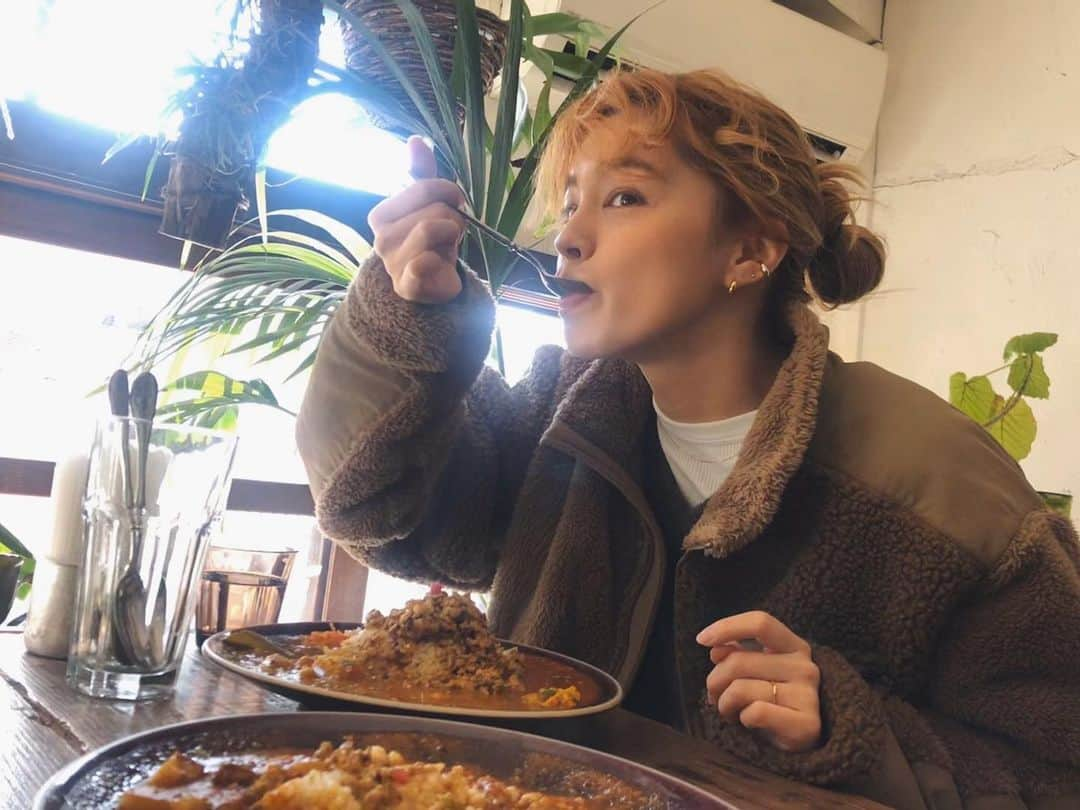 ステファニーさんのインスタグラム写真 - (ステファニーInstagram)「🍛🔥 最近スパイスカレーにハマってるのはインスタを見てる人は良く知ってるよねw みなさん、もし良ければオススメがあれば教えて下さい❤︎ #love #yummy #curry #spicecurry #スパイスカレー」2月1日 18時42分 - steph_0928_