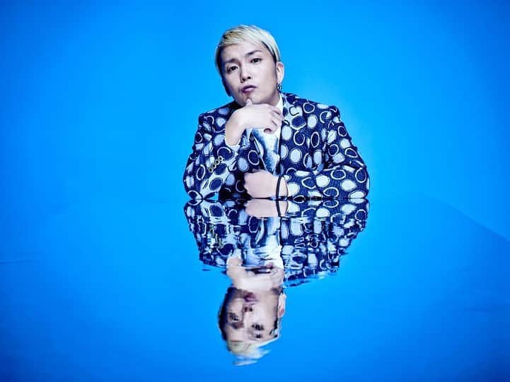 SHOGOさんのインスタグラム写真 - (SHOGOInstagram)「ちょうど7年前の2月が初舞台「+GOLD FISH」。﻿ ﻿ ヴィクトール役から7年が経ち、明日は西田大輔さん率いるディスグーニー5周年を祝うDisGOONie FES 『20 SEASONS!』！！﻿ ﻿ 感慨深いぜ。﻿ ﻿ 何が起こるかわからない（前日なのに⁉️）。﻿ ﻿ EXシアター六本木でお待ちしてます。﻿ ﻿ #175R ﻿ #SHOGO﻿ #西田大輔﻿ #ディスグーニー﻿ #DisGOONie」2月1日 19時15分 - 175r_official