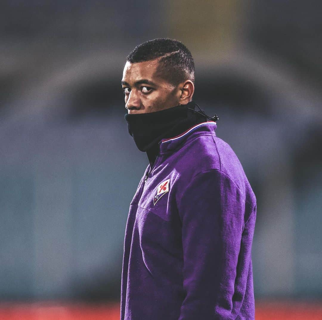 ACFフィオレンティーナさんのインスタグラム写真 - (ACFフィオレンティーナInstagram)「👀 on Juventus 💪💜 #Igor #Fiorentina #ForzaViola #JuventusFiorentina #SerieA #Football #Training #ACFFiorentina」2月1日 19時45分 - acffiorentina