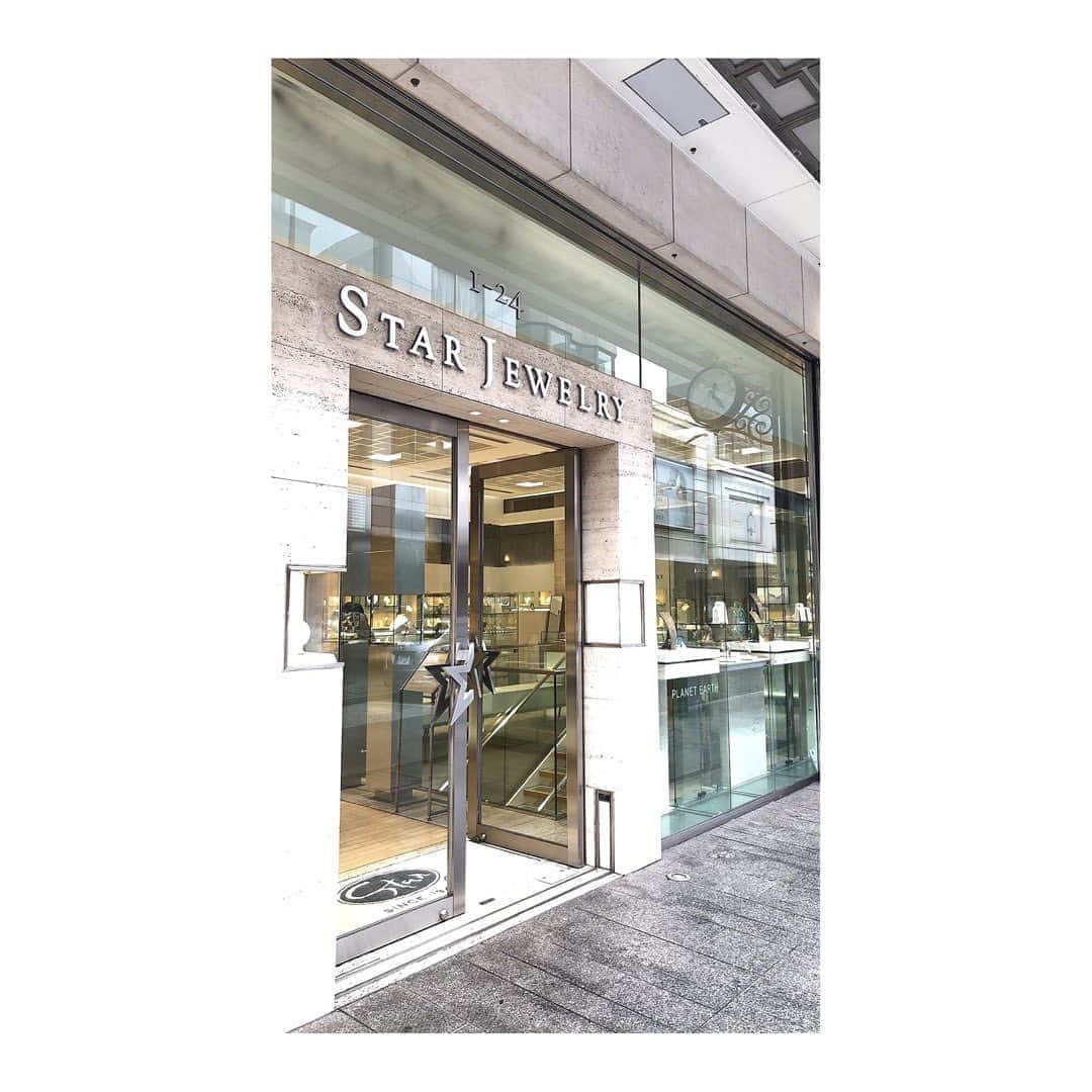 渡邉彩香のインスタグラム：「. 先日スタージュエリーさんの元町本店にお邪魔してきました♡ . わたしが試合中に身につけているアクセサリーは全てスタージュエリーさんのものです⭐️ . 今回の新作もとっても可愛かった☀️🌏♡ また少しずつ紹介していきます😊 アクセサリー大好きなので、試合中もチェックしてもらえたら嬉しいです♡！ . 帰りはスタージュエリーカフェで食事を🍽♡ おしゃれなお店でとっても美味しかったです😋 . @starjewelry_press」
