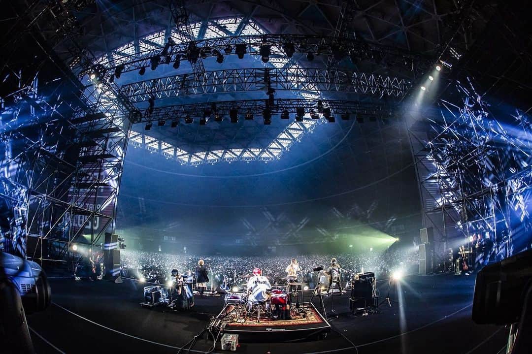 藤原広明のインスタグラム：「ポートメッセ名古屋 HOSTED BY coldrain 『BLARE FEST.2020』  coldrain、そしてブレアフェスのあなたにびっくらぶっ！！🦍🦍🦍🦍 photo by @cazrowAoki」