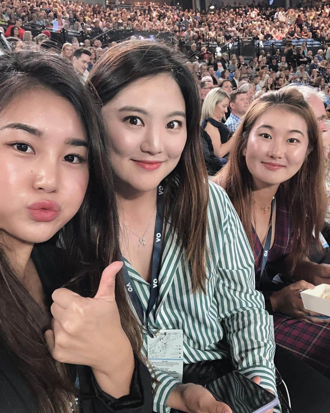 ユ・ソヨンさんのインスタグラム写真 - (ユ・ソヨンInstagram)「🎾 It was really fun Saturday night with these cutie-pies😍🥰😍🥰 #ausopenfans」2月1日 21時00分 - 1soyeonryu