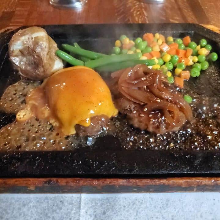 ダチョウ倶楽部のグルメインスタ