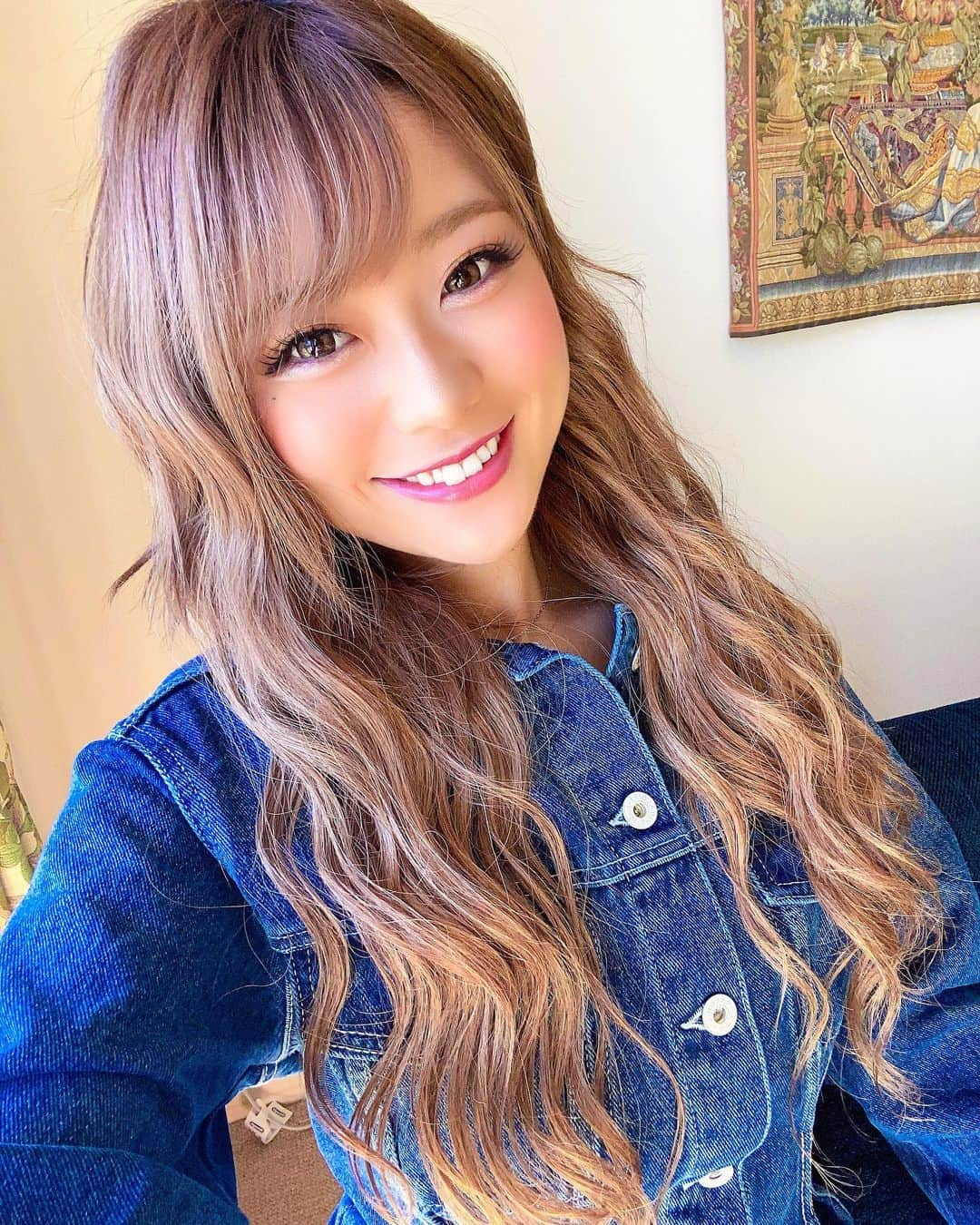 やしろななさんのインスタグラム写真 - (やしろななInstagram)「ストーリー上げてたデニムワンピはspiral girlさんのだよ👖💙 ・ 今日は友達と旅行の計画✈️ 楽しみだな〜❣️😆」2月1日 22時41分 - 8467_0