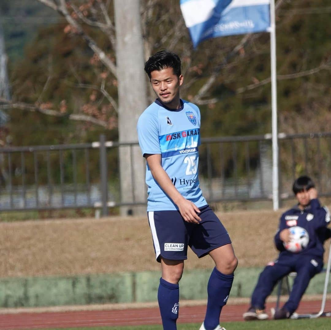 横浜FCさんのインスタグラム写真 - (横浜FCInstagram)「- 宮崎キャンプ5日目。 2020シーズン初の練習試合。 vs テゲバジャーロ宮崎 3-1 手塚、草野2 約1,300名の皆さんにご来場いただきました。ありがとうございました！ - #YOKOHAMAFC #横浜FC #HAMABLUE #HAMAPRIDE #jleague #日南キャンプ #日南 #テゲバジャーロ宮崎」2月1日 22時47分 - yokohamafc_official