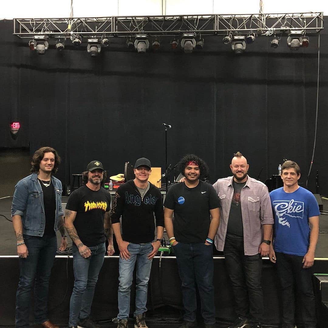 3 Doors Downのインスタグラム：「"We had a great time with our friends from @makeawishmidtn along with Julio and his family who flew in from Boston today for a jam session here at @soundchecknashville. What a talented young man with a bright future! Go get it Julio!" - @brad3doorsdown #repost」