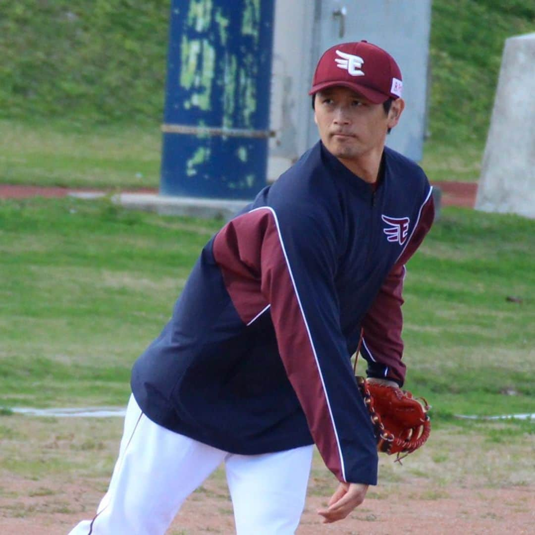 涌井秀章さんのインスタグラム写真 - (涌井秀章Instagram)「キャンプ初日⚾︎﻿ ﻿ #東北楽天ゴールデンイーグルス ﻿ #涌井秀章﻿ #キャンプ初日より﻿ #練習風景」2月2日 9時35分 - wakui_hideaki