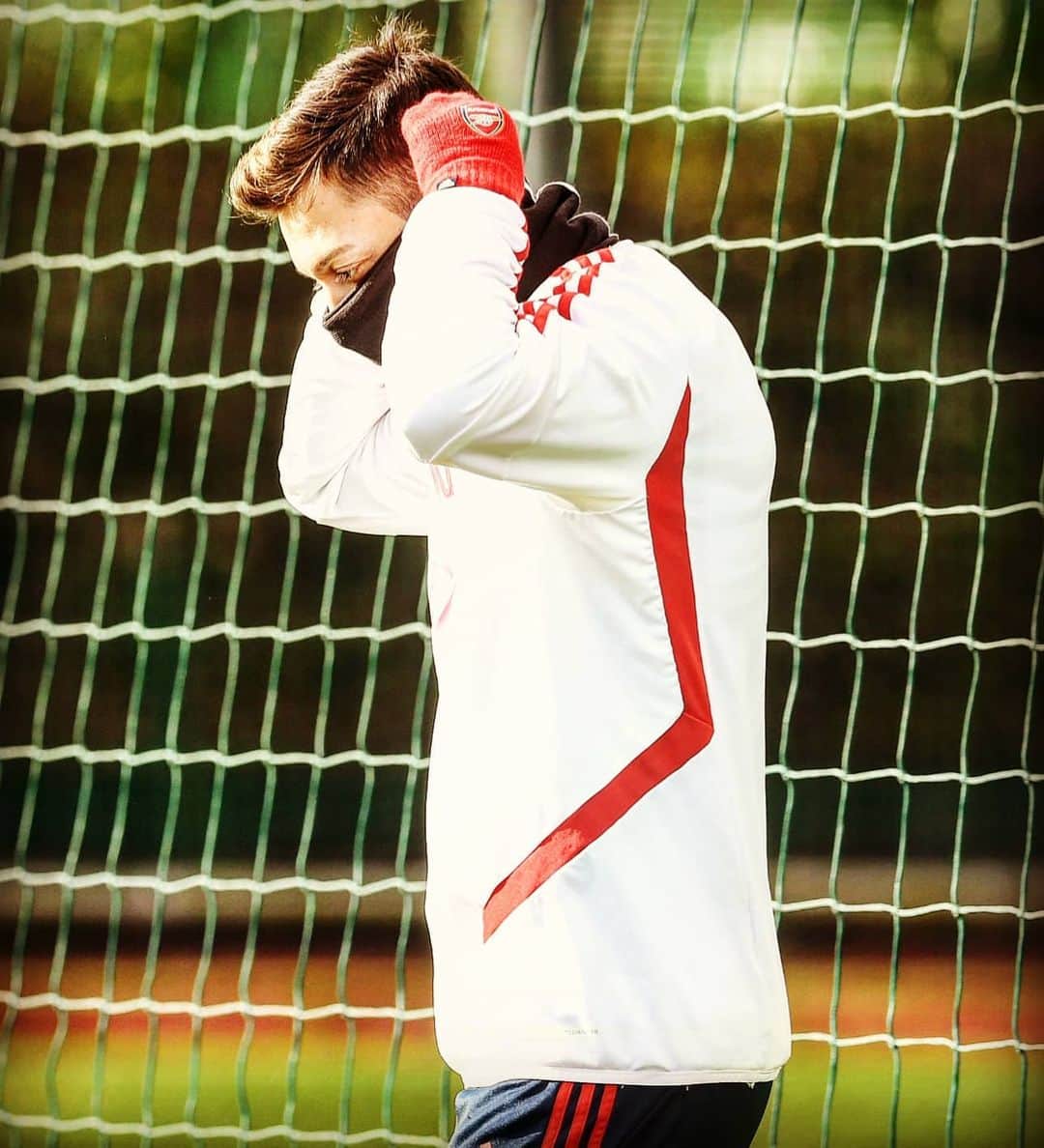 メスト・エジルのインスタグラム：「Gameday preps 〽️⚽💥 #M1Ö #YaGunnersYa」