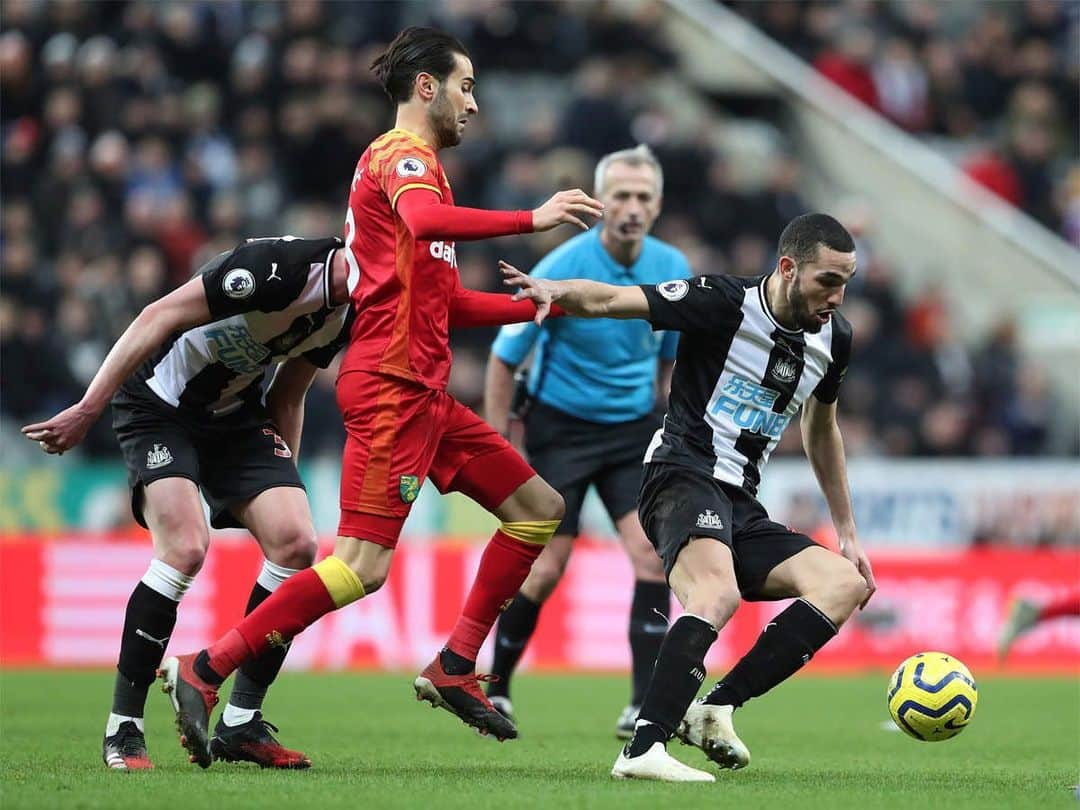 ナビル・ベンタレブさんのインスタグラム写真 - (ナビル・ベンタレブInstagram)「Tough game not the result we wanted but we keep on fighting. Let’s recover and give it all on Tuesday  @nufc」2月2日 3時25分 - nabilbentaleb