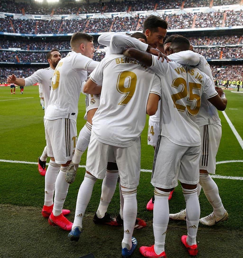 ルーカス・バスケスさんのインスタグラム写真 - (ルーカス・バスケスInstagram)「El derbi es nuestro. ⚪💪 #HalaMadrid」2月2日 3時35分 - lucasvazquez91