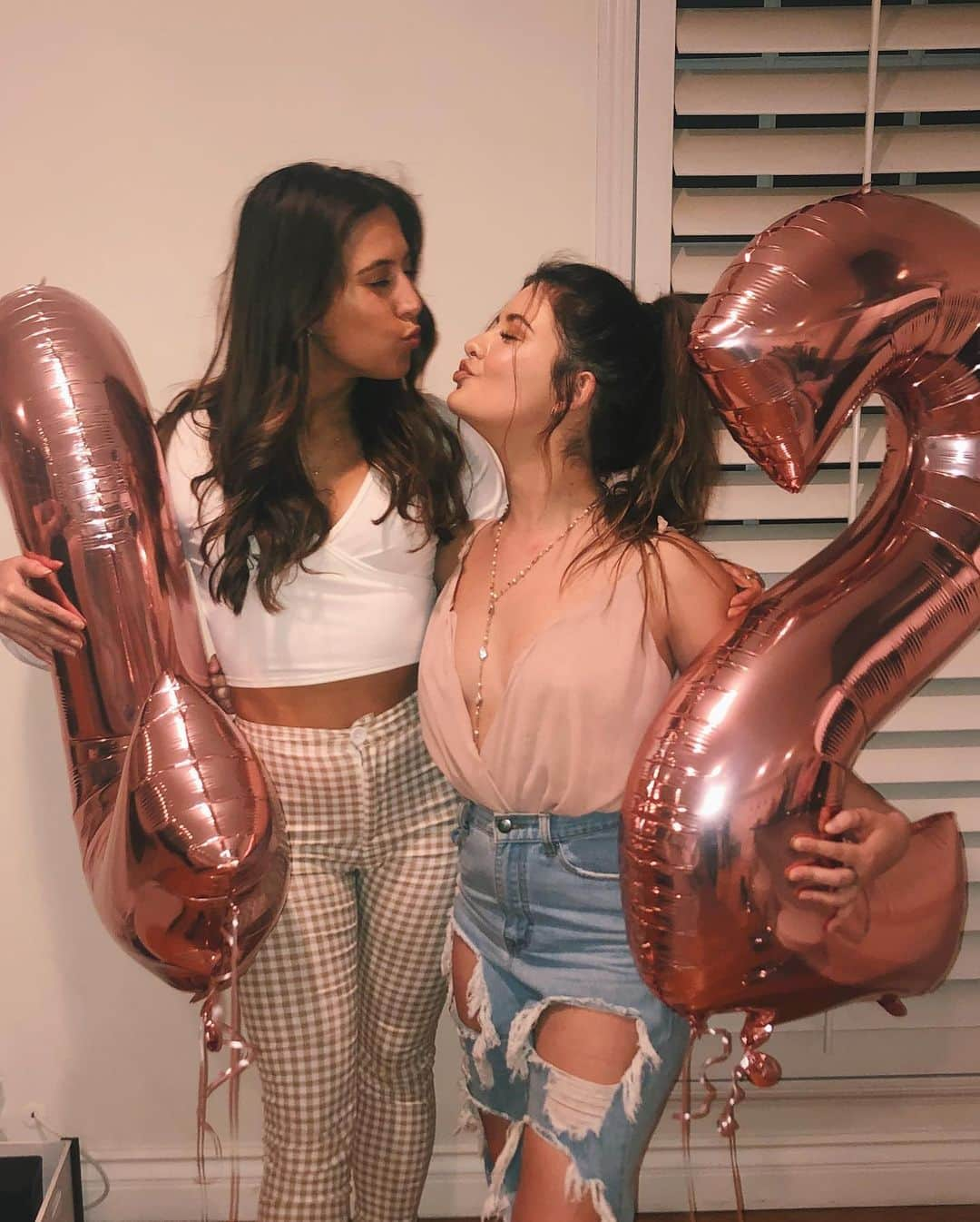 Brooke Marie Hylandさんのインスタグラム写真 - (Brooke Marie HylandInstagram)「22 was so special. Thanks for all the bday wishes, Love y’all whole-heartedly 💕」2月2日 5時29分 - brookehyland