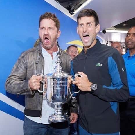 ジェラルド・バトラーのインスタグラム：「Good luck to my boy @djokernole in the #AusOpen Finals. Crush it out there.」