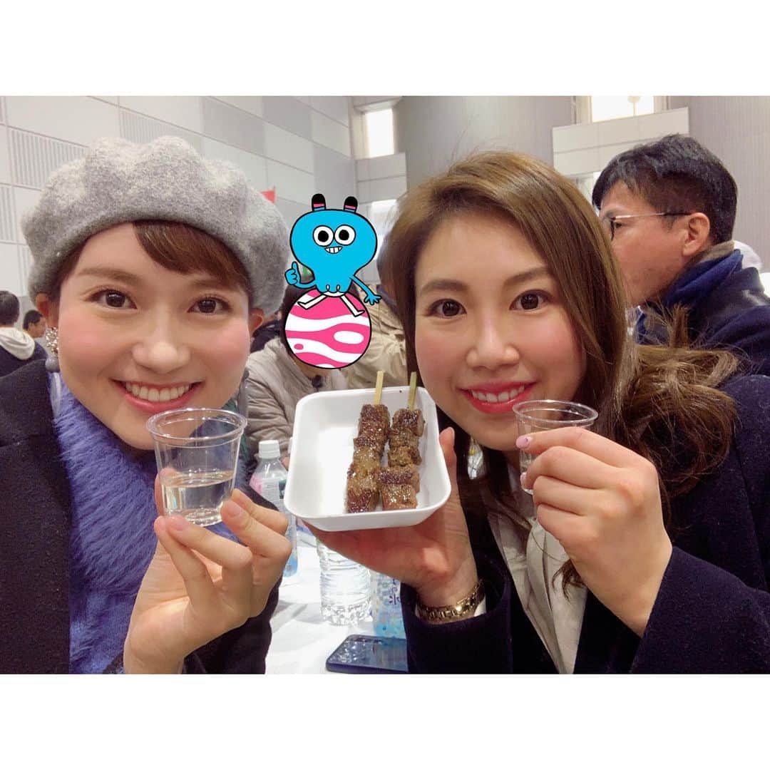 長谷川朋加さんのインスタグラム写真 - (長谷川朋加Instagram)「＊ 【 ふくしまの酒まつりを堪能🍶❤️ 】 ＊ 昨日は朝ラン🏃‍♀️その後は🍶笑 ふくしまの酒まつり楽しすぎたーっ！ ＊ 山形時代の同期すとんりばと参戦！ 県内58の蔵元から157銘柄が集結🍶 前売り券を3枚手に飲んで食べ飲んで食べ… 幸せなひと時でした🤩券使い切れた！ ＊ 隣で飲んでいた小石川夫婦と お友達になりずーっとお喋り🤝 こうやって友達の輪が広がるのが常です😚 ＊ 小石川さんの知人で うつくしま蕎麦王国協議会会長の 菅野さんともお話しして とっても楽しい時間を過ごせました！ 会津のお蕎麦は何度食べても美味しい！ また遊びに行きます🏃‍♀️ ＊ いただいた銘柄の一部！ #會津宮泉 純米 #廣戸川 特別純米 #一歩己 生酒 #自然郷SEVEN 純米 #弥右衛門 純米吟醸 #又兵衛 夢の香 純米吟醸 #しぜんしゅ #にいだしぜんしゅ しぼり 純米 #ショコラにごり酒 ＊ まだまだ味わいたいものが沢山あるので これから少しずつ出会えていければ良いな🍶 色々と教えてくれたとよしー有り難う！ 日本酒に詳しすぎる豊嶋アナウンサー @toyoshima_keisuke ＊ そしてお声掛けくださった視聴者の皆様 有り難うございました🙇‍♀️ 今後とも福テレを宜しくお願いします！ ＊ さ、今日から また脂肪を落とすキャンペーン🥊 新たな目標に向けて動きます🏋🏼‍♀️ 良い報告が出来ますように🙏🏻 ＊ #やりたい事は全部やる #全力前向き前のめり #走るの大好き」2月2日 6時54分 - hasegawatomoka