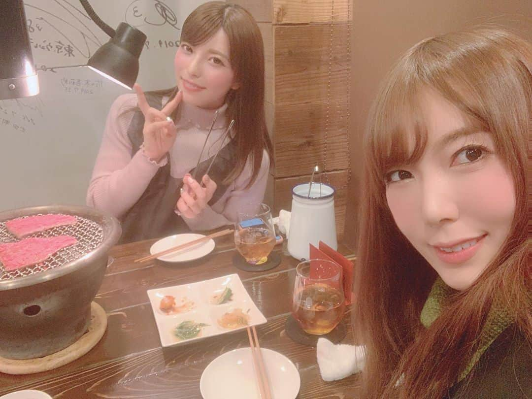 波多野結衣さんのインスタグラム写真 - (波多野結衣Instagram)「あいちんが誘ってくれてbeef by KOHさんいってきた🐮  全部おいしすぎて幸せた…🥺 あいちんありがとう！ . . #焼肉 #beefbykoh #おいしかった #上原亜衣 #波多野結衣 #お肉 #うに」2月2日 9時05分 - hatachan524