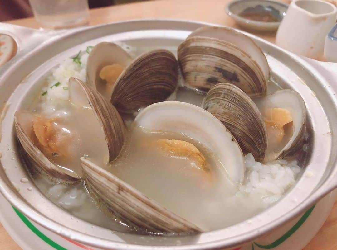 矢端名結さんのインスタグラム写真 - (矢端名結Instagram)「熱海後楽園での公開録音ありがとうございました😊 用意していた席以上の方々が来てくださり、感謝しています💕 放送は11日火曜です！ 熱海ほんとに最高の思い出です。後楽園ホテルも最高でした。フーアの立ち湯、ロウリュもオススメ！！ #熱海　#チョコナナ　#熱海後楽園ホテル　#フーア　#立ち湯　#ビュフェも最高　#思い出　#キモメンちゃん　#キモウーメンちゃん　#ありがとう」2月2日 19時05分 - miyu_yabata