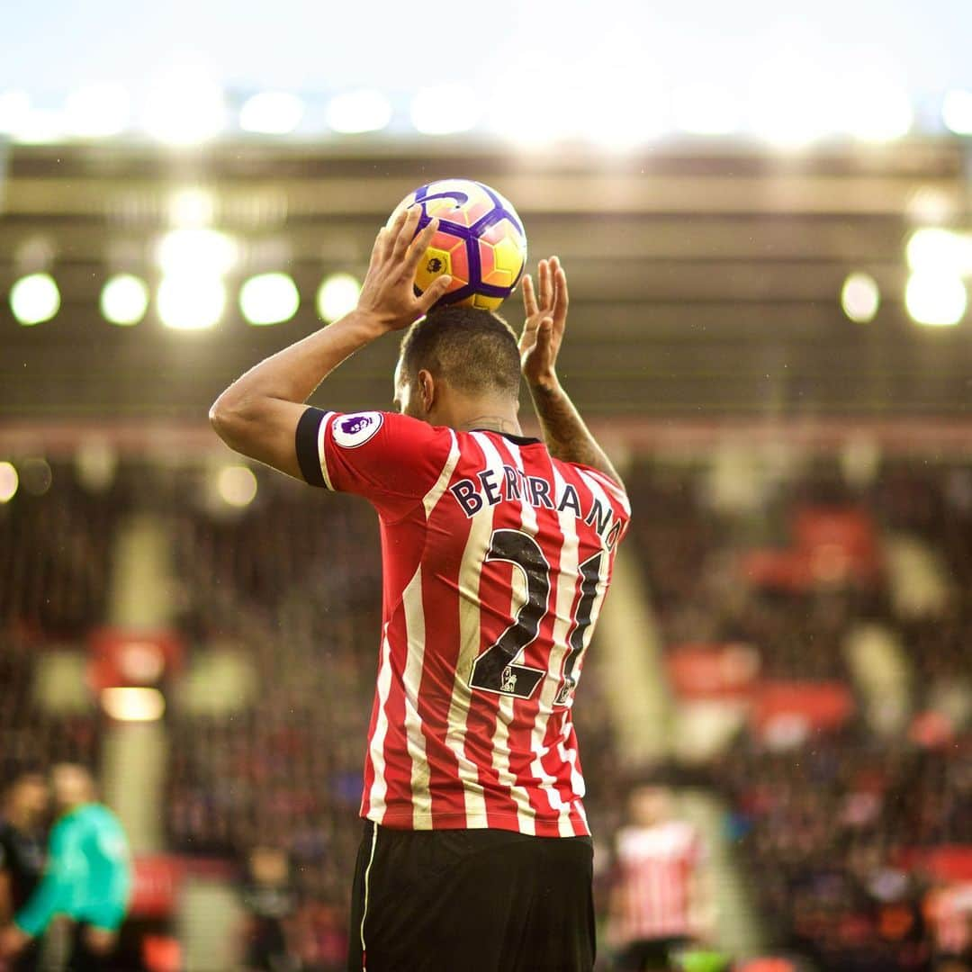 サウサンプトンFCさんのインスタグラム写真 - (サウサンプトンFCInstagram)「5️⃣ images to capture 5️⃣ memorable years at #SaintsFC for @iamryanbertrand ❤️」2月2日 19時40分 - southamptonfc