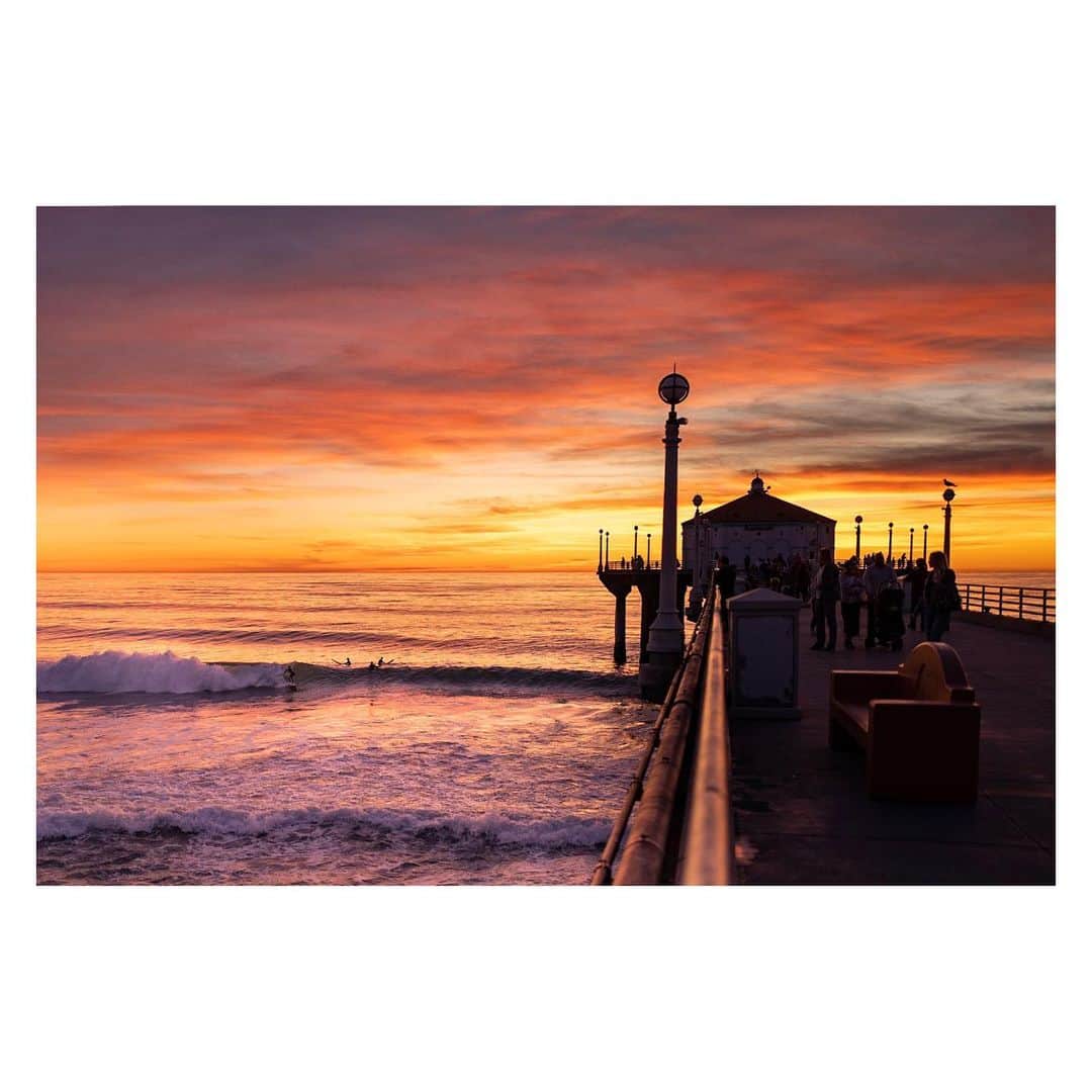 Pete Halvorsenのインスタグラム：「pipe dreams. . a nice welcome back to the beach last night. . Leica Q」