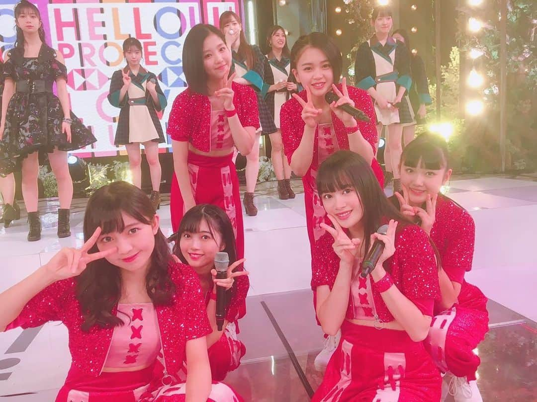 フジテレビ「Love music」さんのインスタグラム写真 - (フジテレビ「Love music」Instagram)「ハロー!プロジェクト SP🌈﻿ ハロプロ総勢58名全員集合☀️﻿ ﻿ いよいよ今夜！0:30〜放送﻿ ※地域によって放送日程が異なります。﻿ 各放送局のHPにてご確認下さい。﻿ ﻿ BEYOOOOONDSさんから﻿ オフショット頂きました🦋﻿ ﻿ #Lovemusic﻿ #ハロプロ﻿ #BEYOOOOONDS ＠beyooooonds_official﻿ #オフショット﻿ #収録の合間に #後ろにつばきファクトリーメンバーが♡」2月2日 11時21分 - lovemusic_fujitv