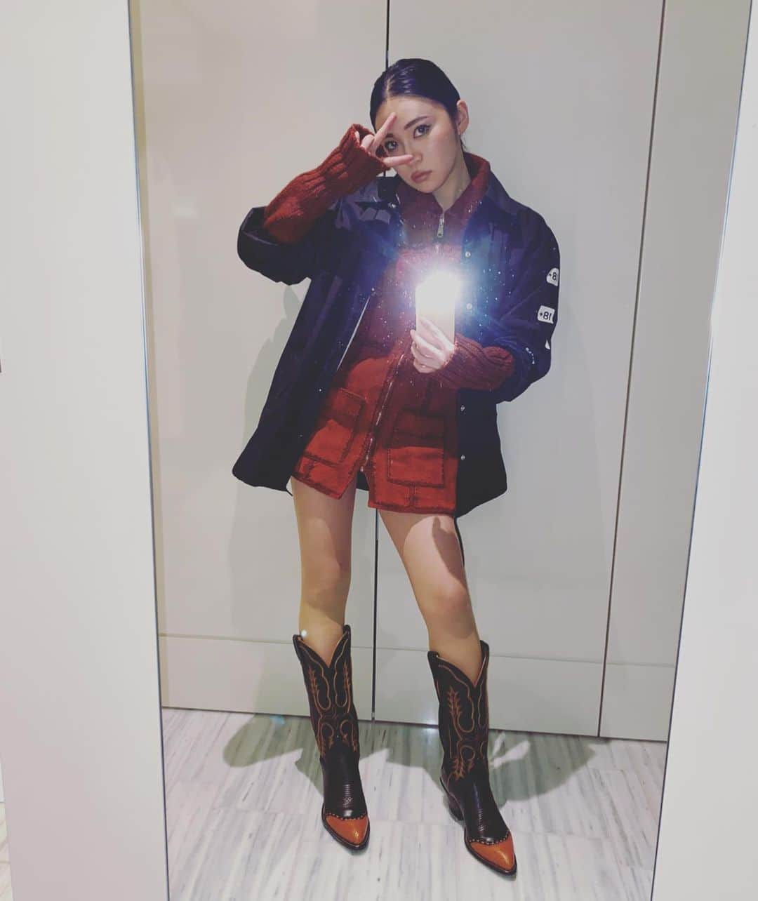 DJ mariennuのインスタグラム：「背中可愛い👀swipe← @sp_wheels_jp  @yuh_yanagimachi  18+ ADULTS ONLY🤫 #snakepornowheel」