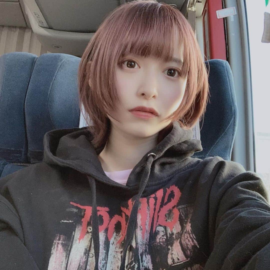 つぶらさんのインスタグラム写真 つぶらinstagram 髪色可愛い ショートウルフ ウルフ ショートカット ピンクベージュ Haircolor Hairstyle Hair ナカシウルフ 美容室 Model 2月2日 11時58分 Tsubra