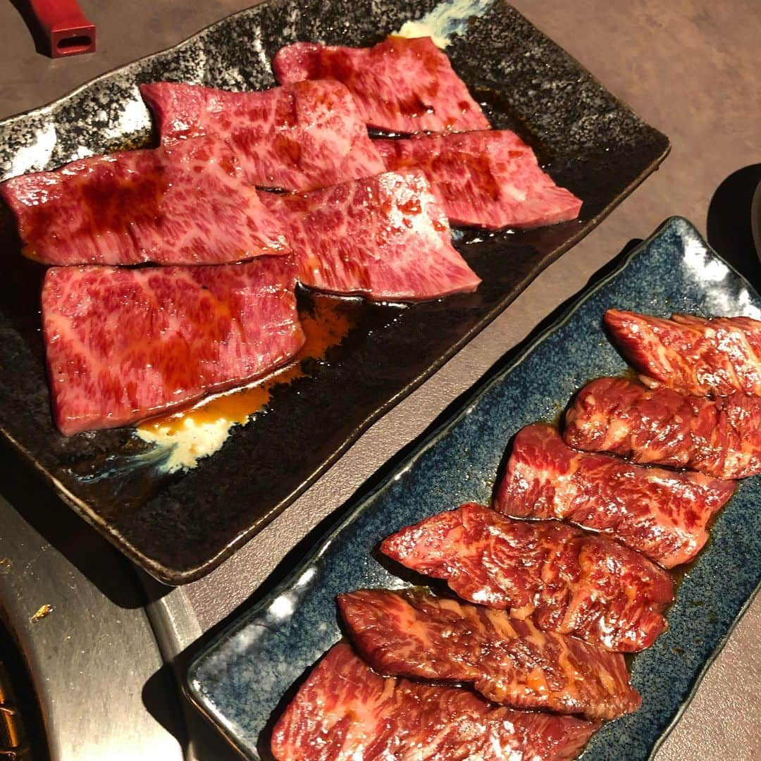 千秋さんのインスタグラム写真 - (千秋Instagram)「家族や友達と焼肉。 #千秋焼肉 #カルビさえあれば🥩 #ユッチャン」2月2日 12時08分 - chiaki77777