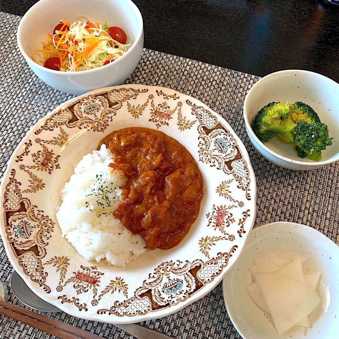 原史奈さんのインスタグラム写真 - (原史奈Instagram)「出来上がり〜 美味しくできた🍛 #おうちご飯 #出来上がり #バターチキンカレー #出来上がり #美味しくできた ﻿#原史奈 #ゴルフ #ゴルフレッスン #ゴルフ女子 #ゴルフ男子 #ゴルフ大好き #golf #ゴルフウエア #ゴルフコーデ #ゴルフグッズ #ゴルフ動画 #ping #ピン #ping女子 #gle2 #g410 #even #archivio #アルチビオ #cuartounited」2月2日 12時48分 - fuminahara